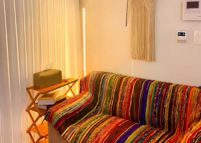 Jay House Near Cheonho Subway Line 5, 8 *