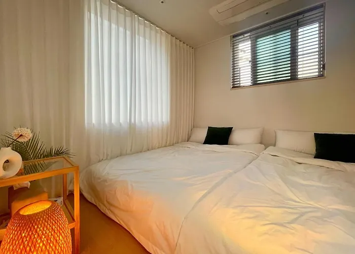 Jay House Near Cheonho Subway Line 5, 8 Apartment Seoul